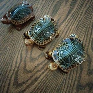 Vintage Diamond Back Turtles Porcelain Figurines Made in Japan Like New